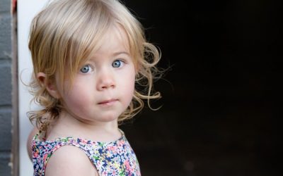 Leicester Family Photographer: Outdoors photoshoot to capture kids being kids