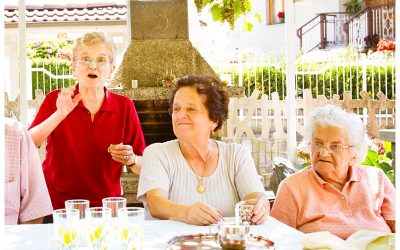 Photographing illness, aging, dying and funerals